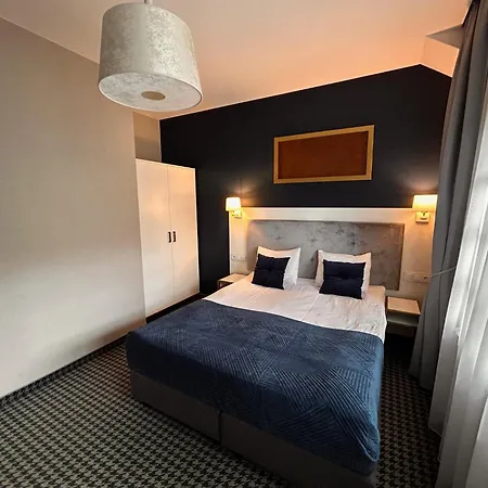 Art Novis Center Hotel