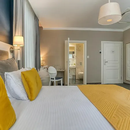 Art Novis Centrum Ξενοδοχείο 3*