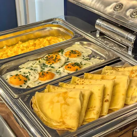 Art Novis Centrum Hotell 3*