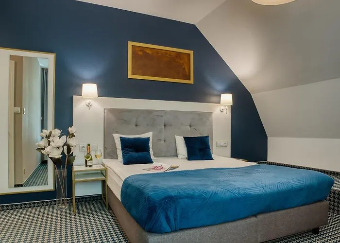 Hotel Art Novis Centrum 3*