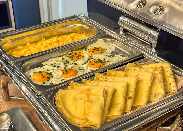 Art Novis Centrum Ξενοδοχείο 3*